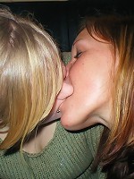 girls kissing megamix update 9